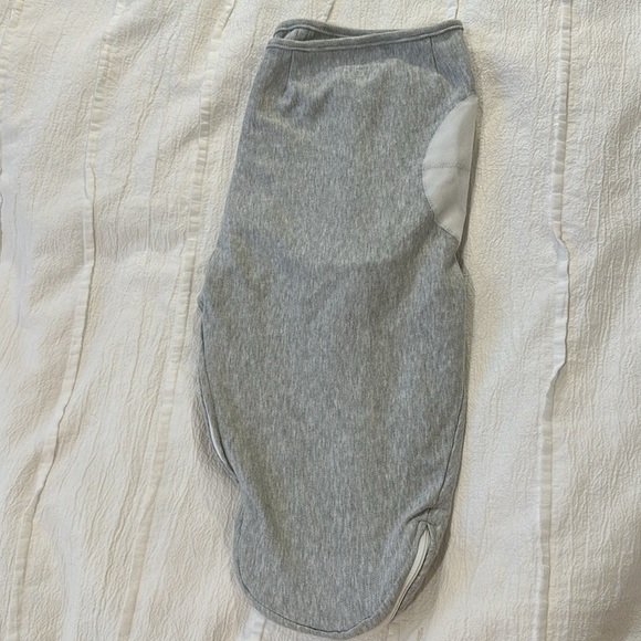 Aden + Anais swaddle wrap - Newborn - Picture 5 of 8